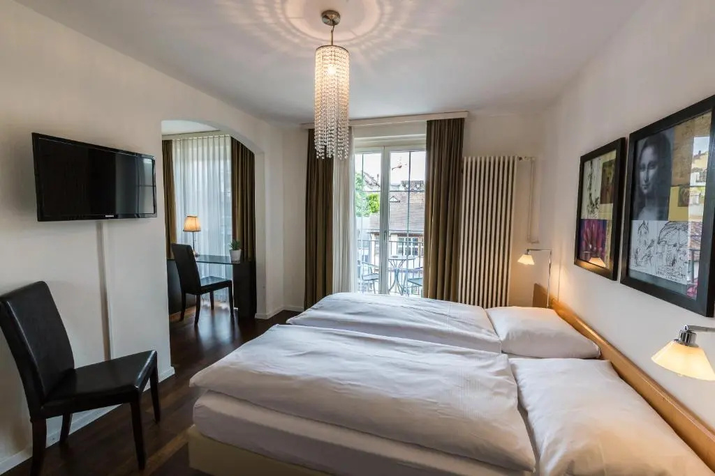 Standard Double room (full double bed)