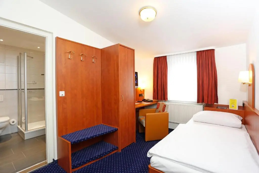 Hotel Stadt Hannover oHG - Chambres