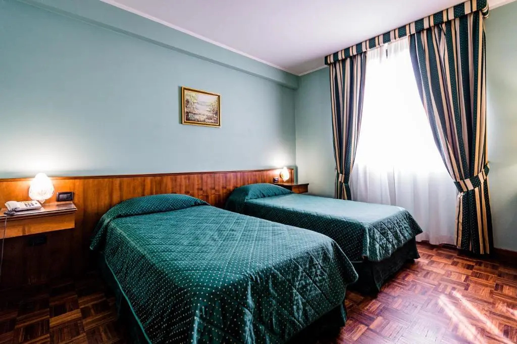 Standard Double room (twin beds)