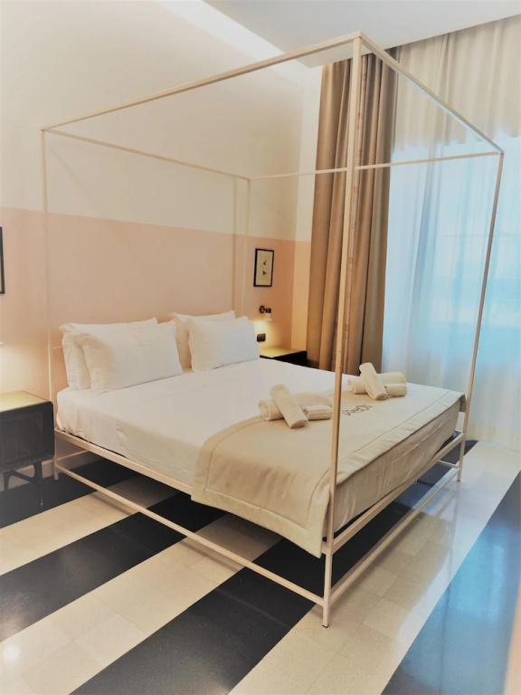 Deluxe Double Apartment (full double bed)