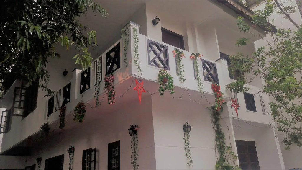 XL Homestay