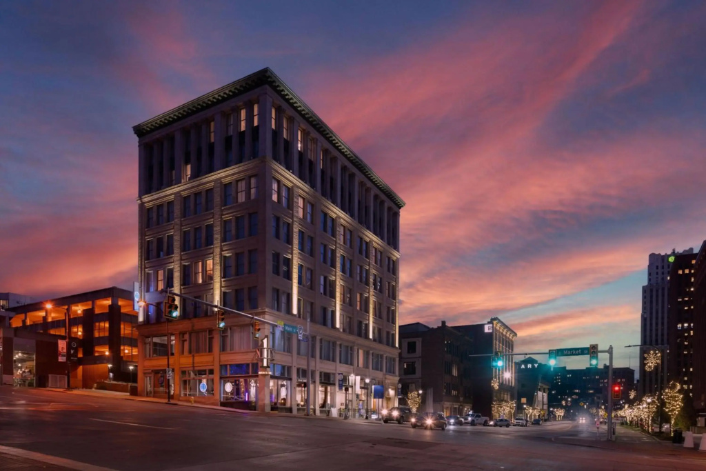 BLU-Tique, Akron, a Tribute Portfolio Hotel: фото 2