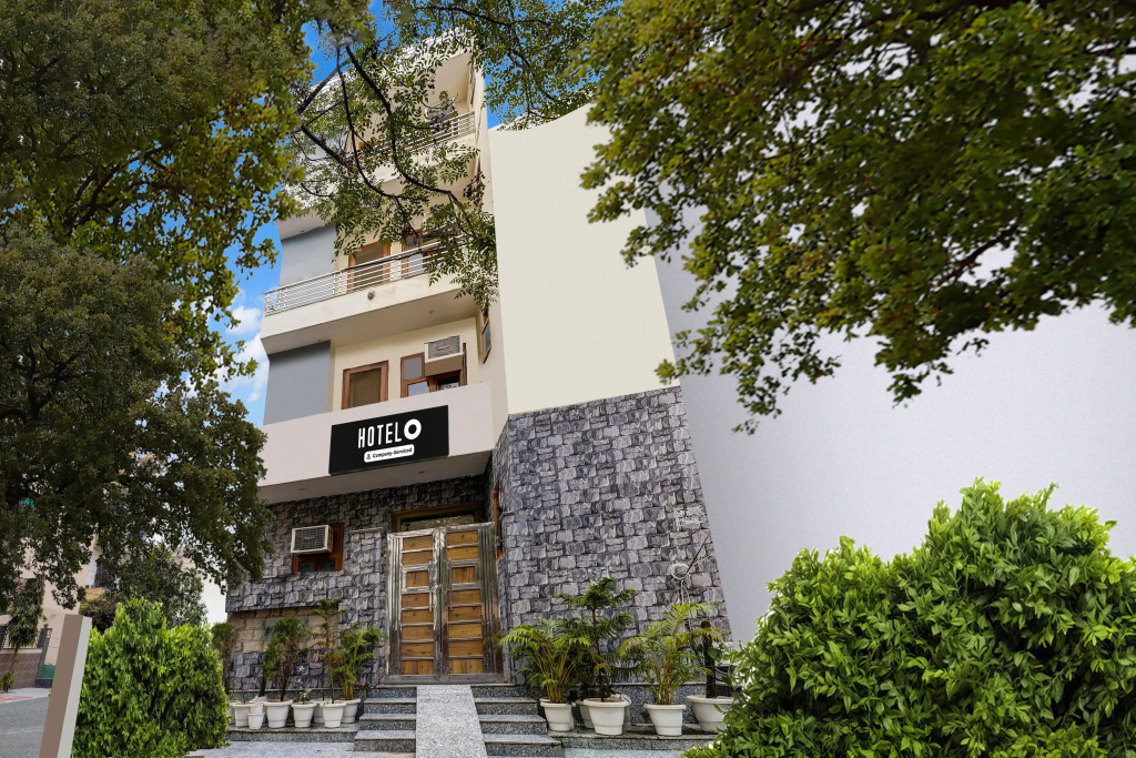 Hotel O Sector 52 Gurgaon