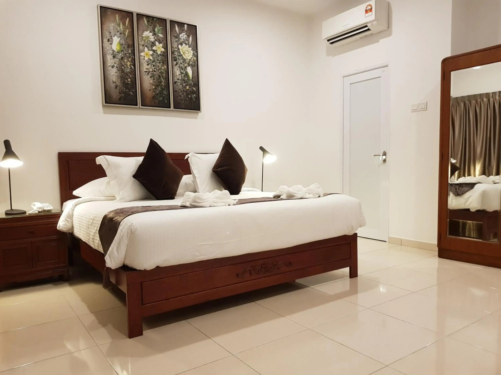 Heeren Straits Hotel - Général