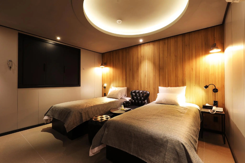 Standard Double room (twin beds)