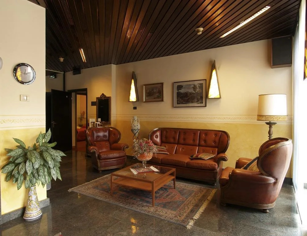 HOTEL NAPOLEON Srl - Général