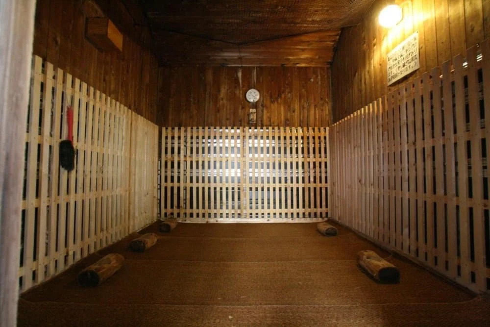 Ishiuchi Yungparunas - Général
