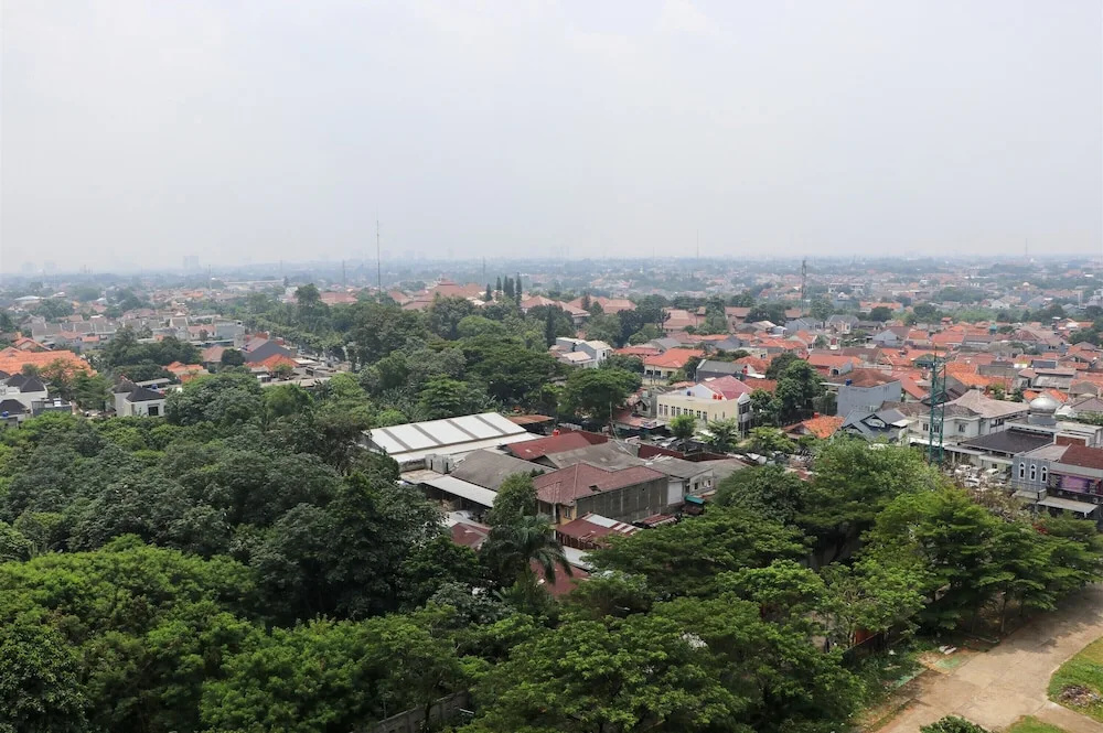 Simple And Enjoy Living Studio Room At Cinere Resort Apartment