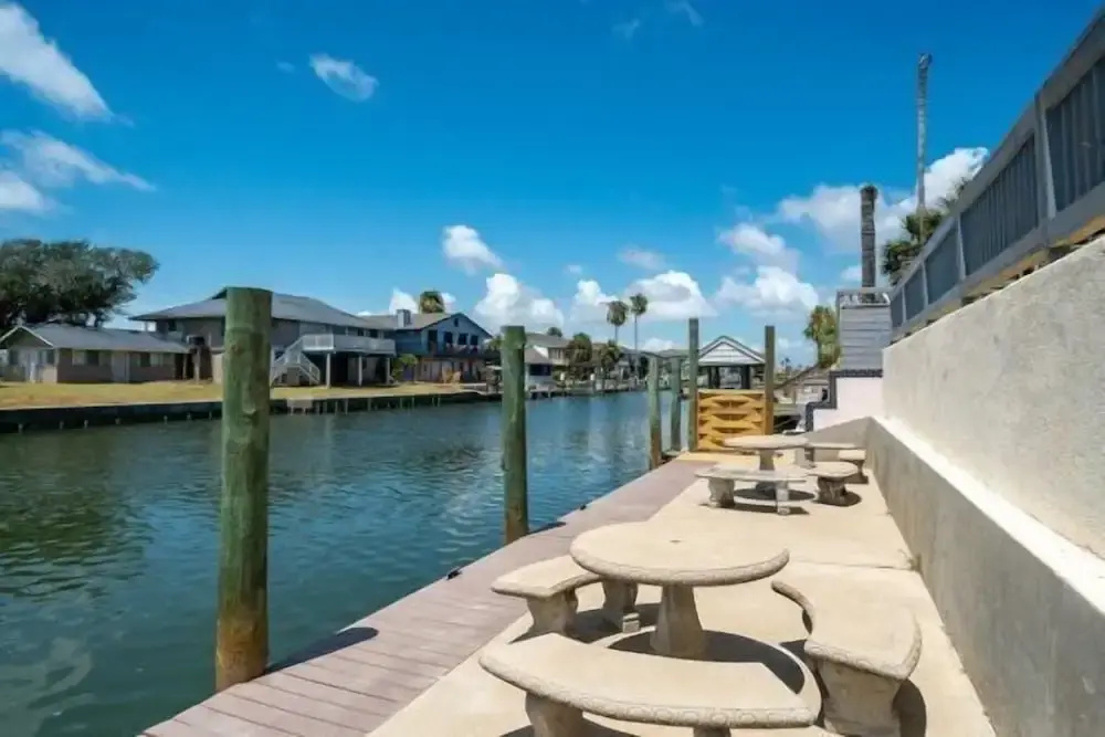 Coastal Paradise by Miss Kitty’s