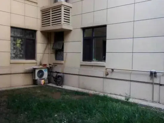 Cangzhou Global B & B