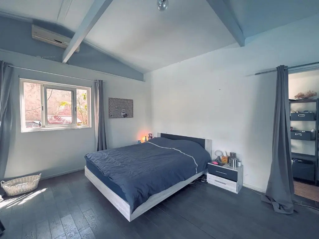 Bungalow