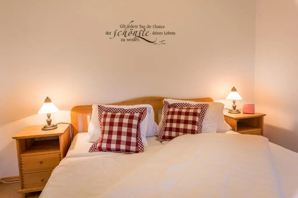 Ferienwohnungen Hotel Garni Dörflerwirt - Chambres