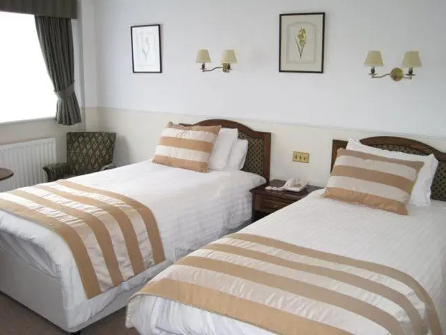The Saracens Head Hotel - Chambres