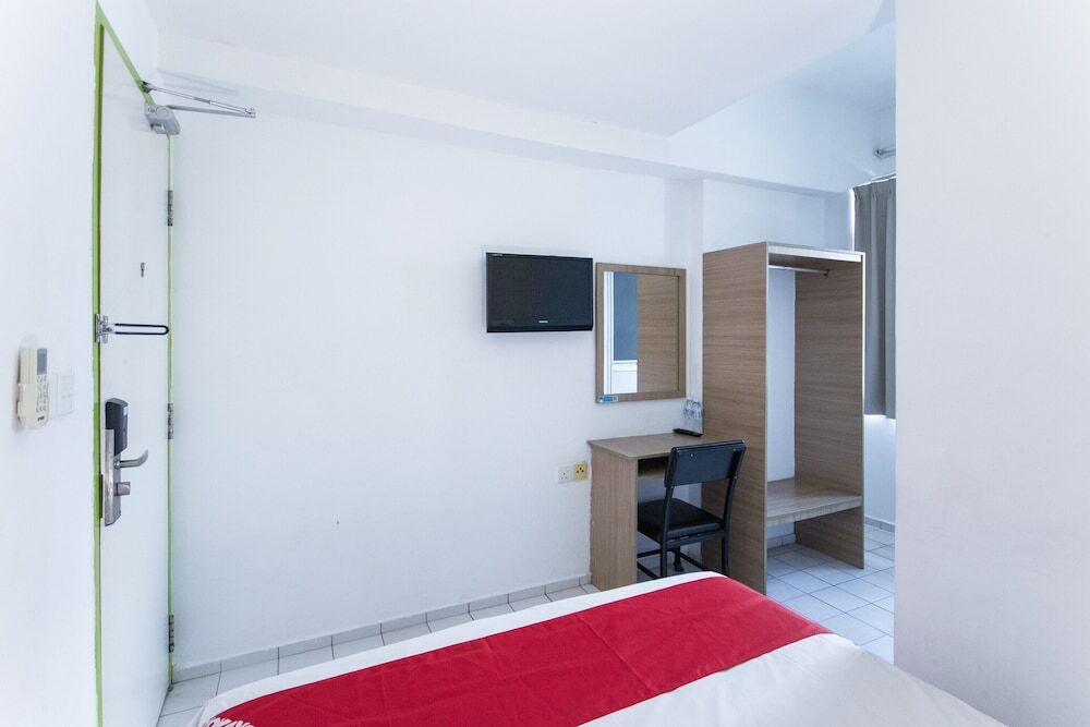 City Campus Lodge & Hotel
