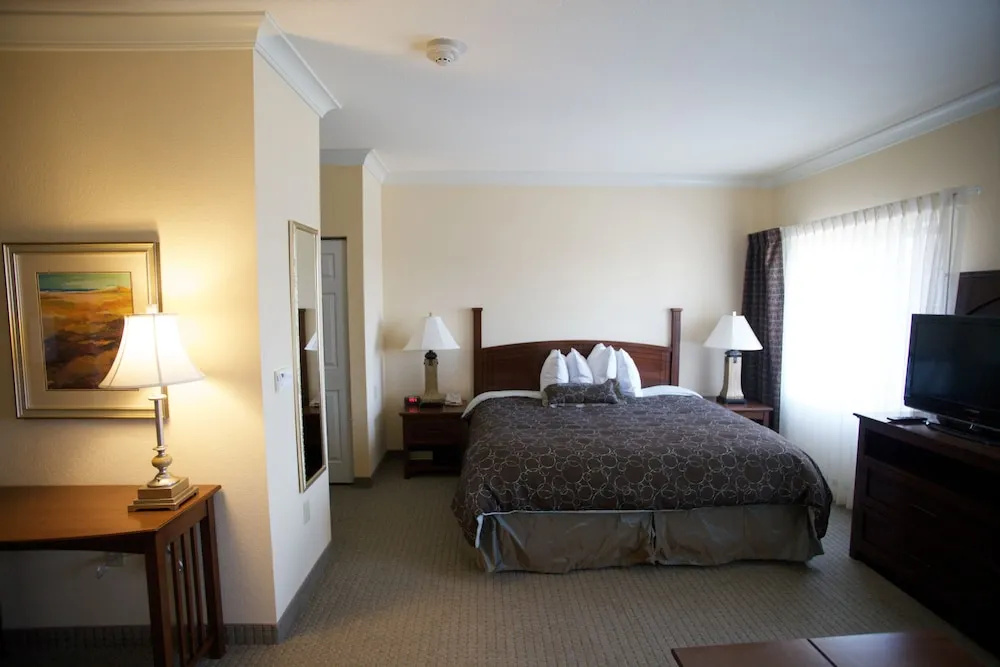 Staybridge Suites San Antonio Sea World by IHG - Chambres