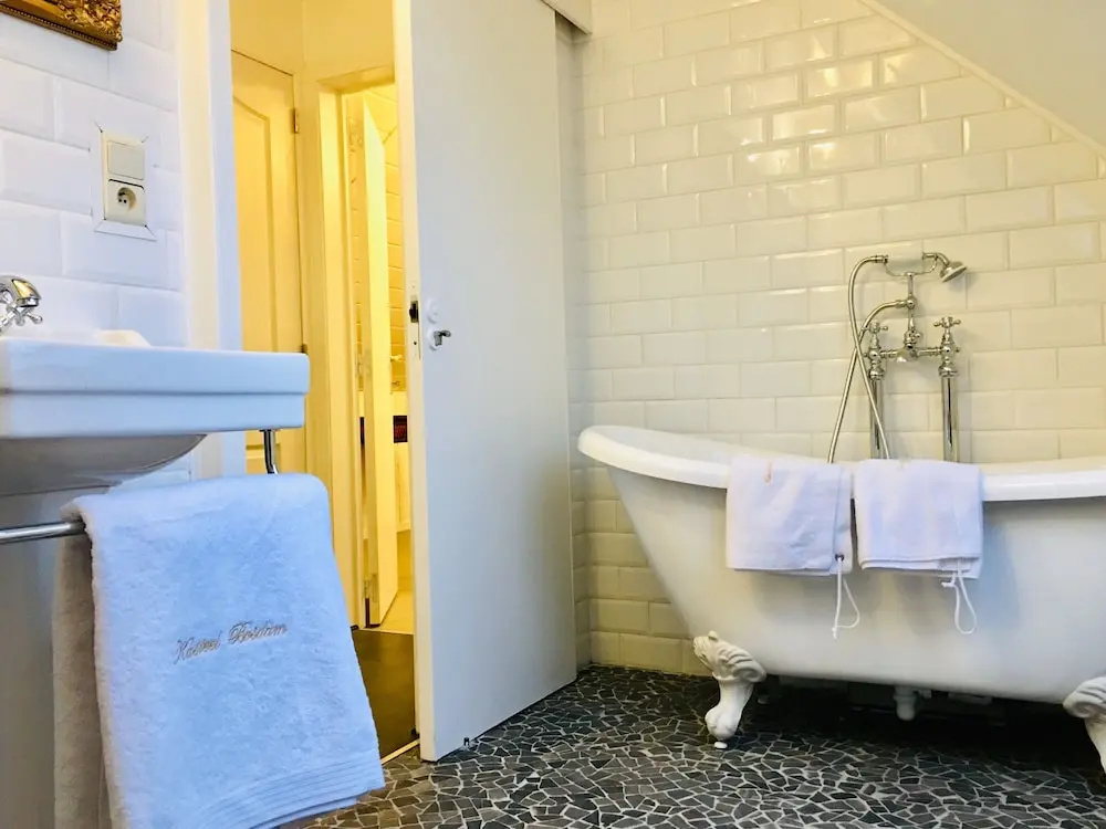 2 Bedrooms Comfort Quadruple Apartment