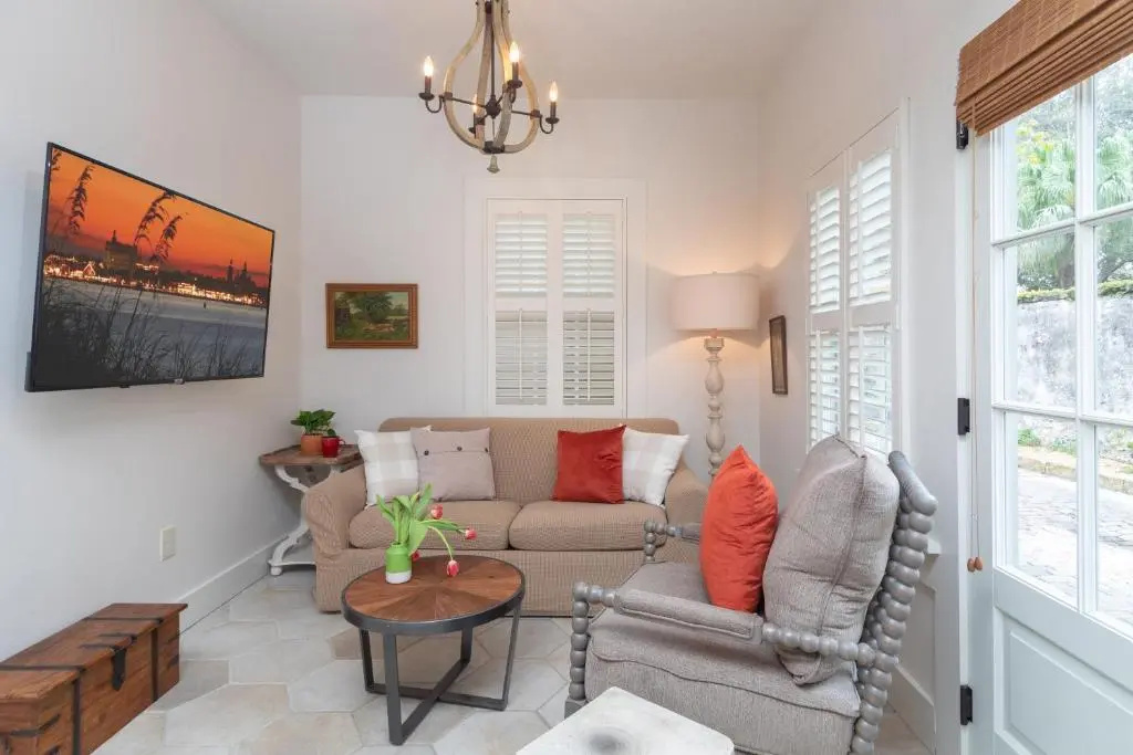 3 Bedrooms Cottage