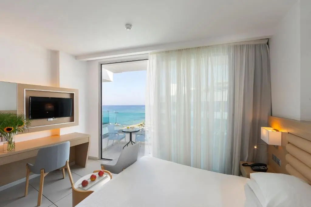 Vrissaki Beach Hotel - Chambres