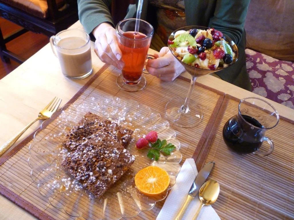 Food & Beverage