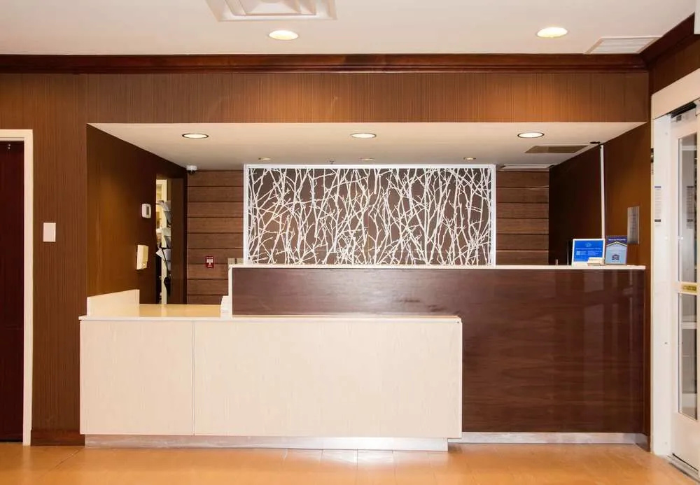 Fairfield Inn & Suites Butler