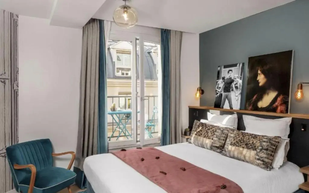 Lyric Hotel Paris 74