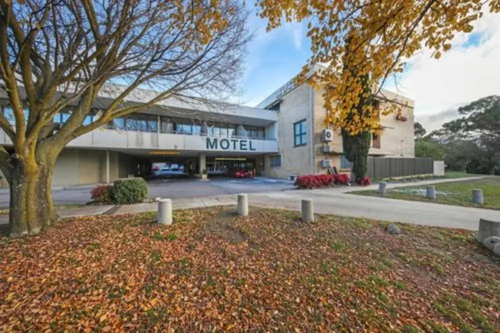 Belconnen Hotel & Serviced Apartments