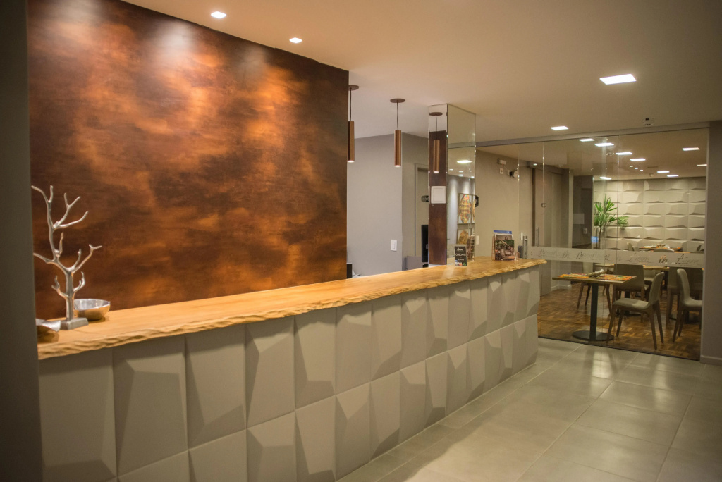 Lobby & Reception