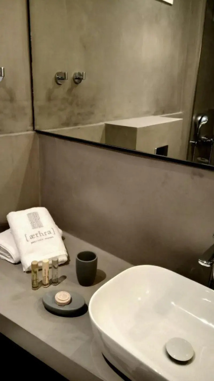 Aethra Boutique Rooms - фото 8
