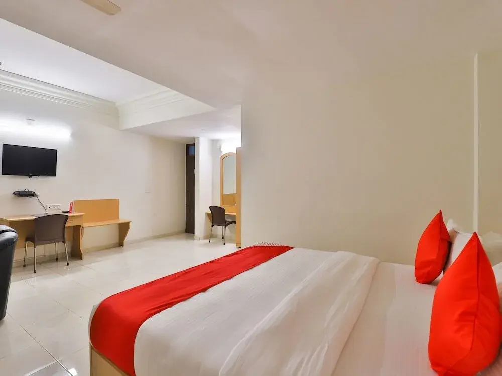 Infocity Club And Resort By OYO Rooms - Général