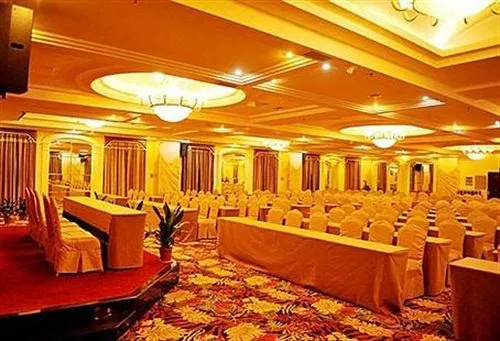 Nanchang Huayu New World Hotel