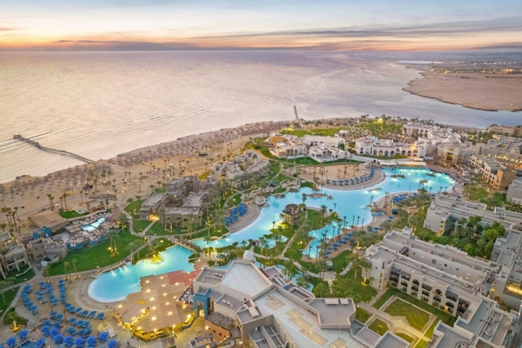 Beach & Waterfront