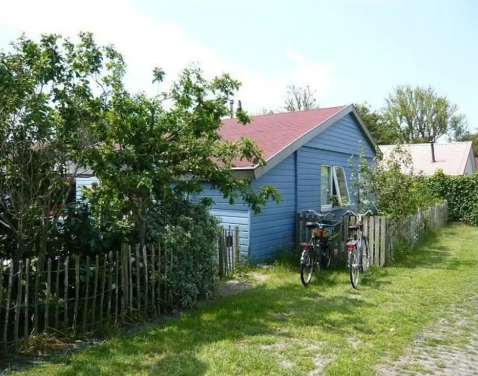 Attractive Bungalow Near Beach, Dunes