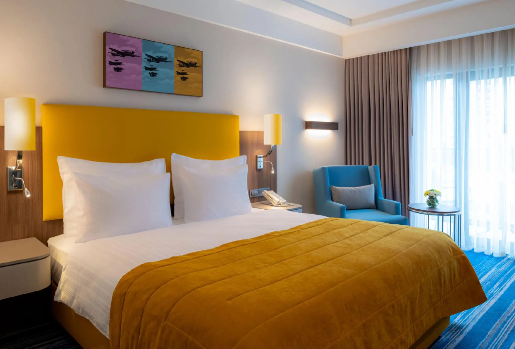 Classic Double room, bed type is subject to availability, full double bed room photo 1
