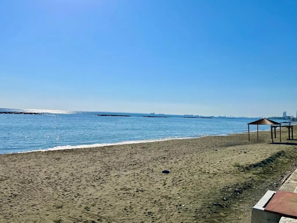Beach & Waterfront