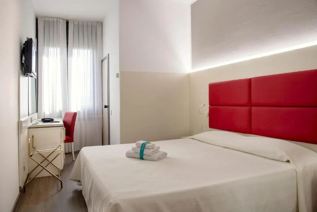 Economy room