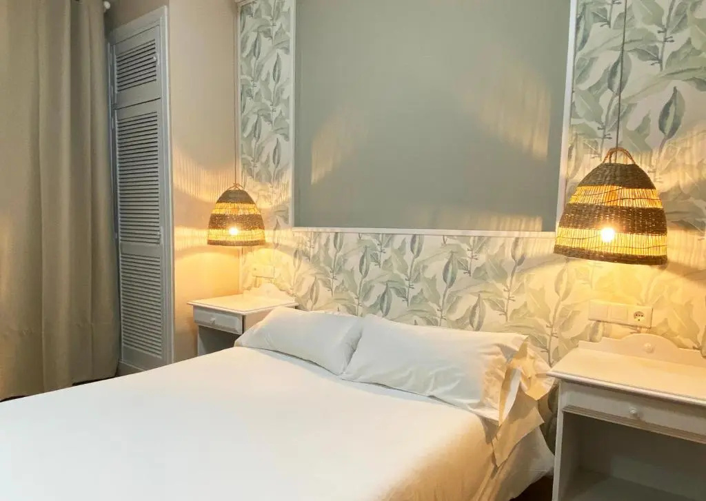 Economy Double room (full double bed)