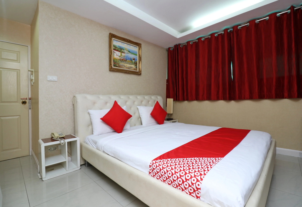 Classic Double room (full double bed)