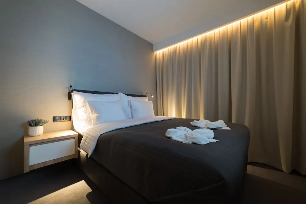 3 Bedrooms Deluxe Apartment
