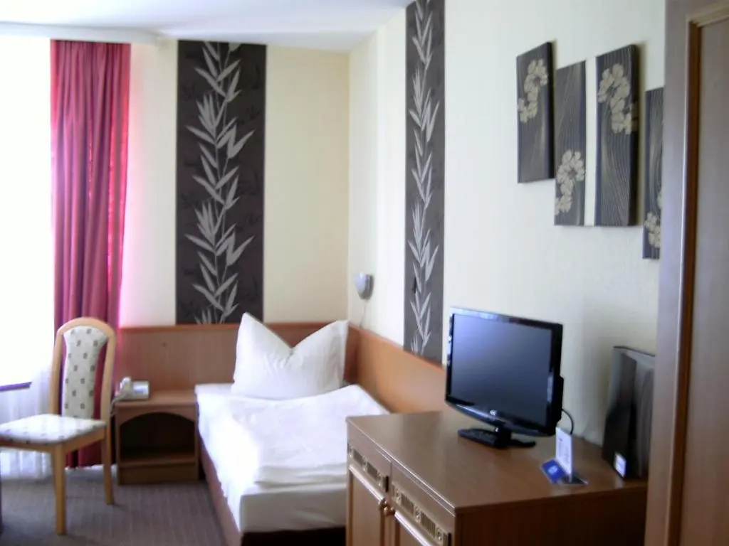 Standard Double room (twin beds)