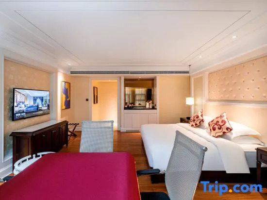 Номер Standard в Phoenix Hotel