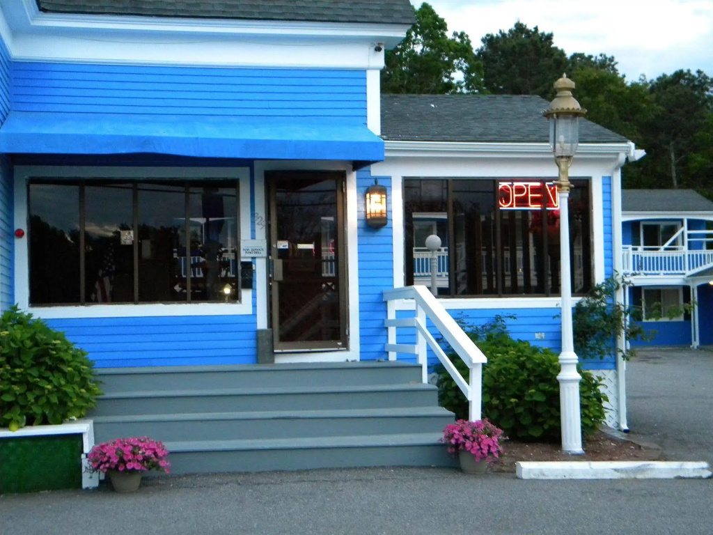 Dennis Port Surf Club (Boutique Hotel)