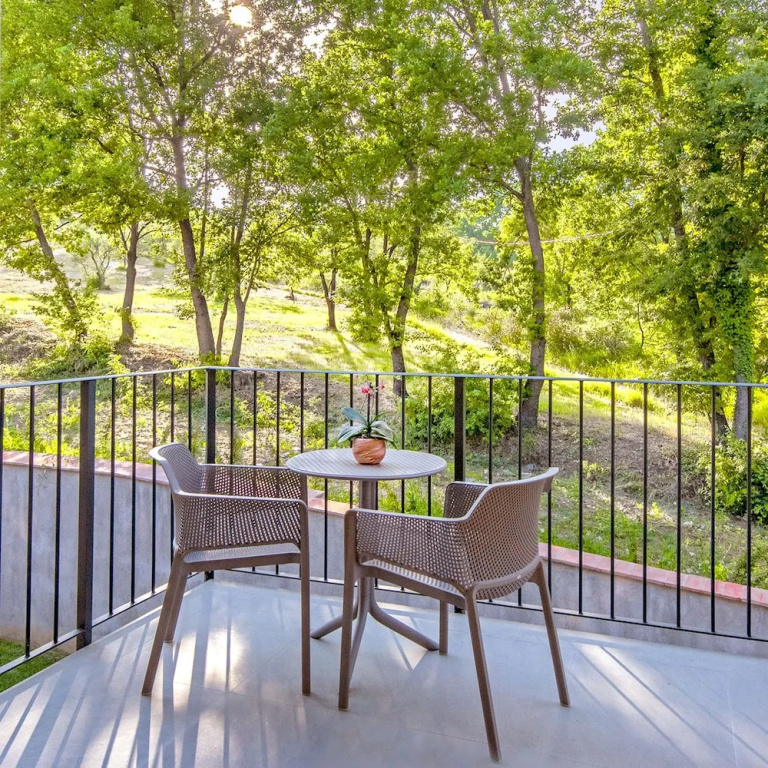 Suite with balcony