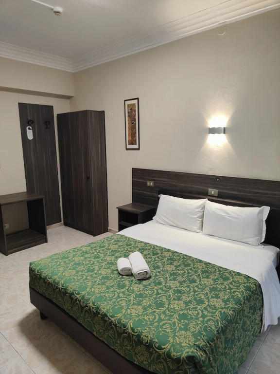 1 Bedroom Economy Double room (full double bed)
