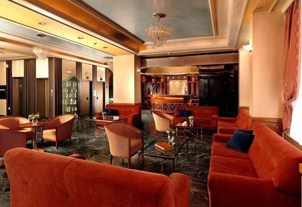 Savoy Hotel — фото