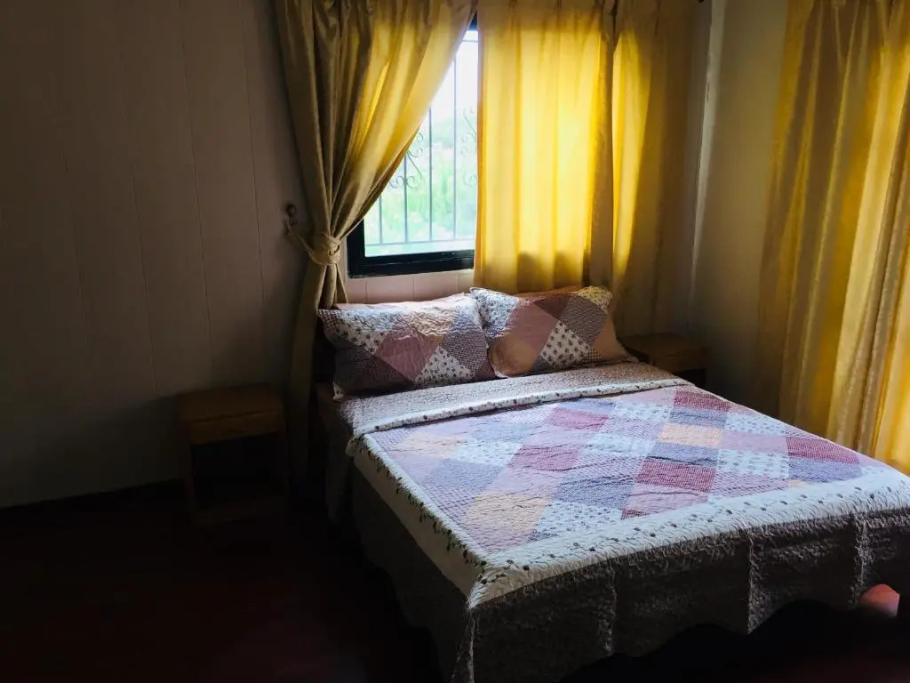 3 Bedrooms Apartment