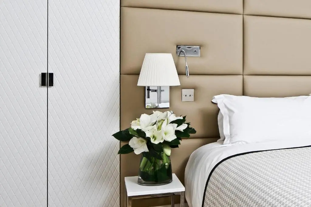 Hotel R de Paris 96
