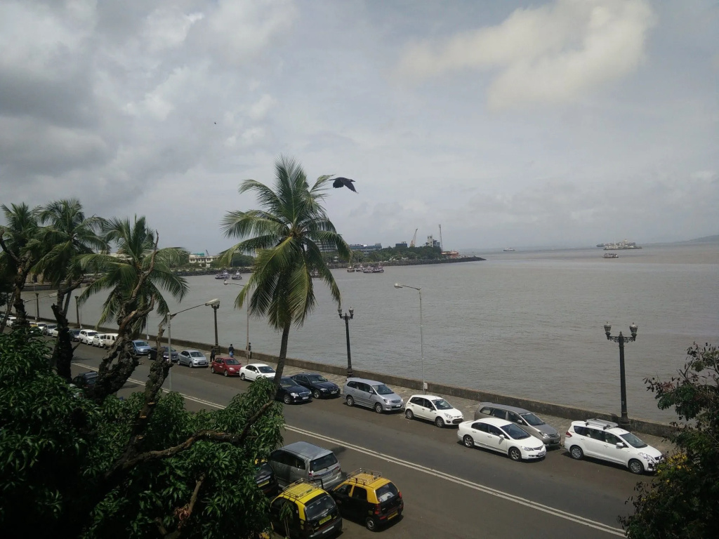 Beach & Waterfront