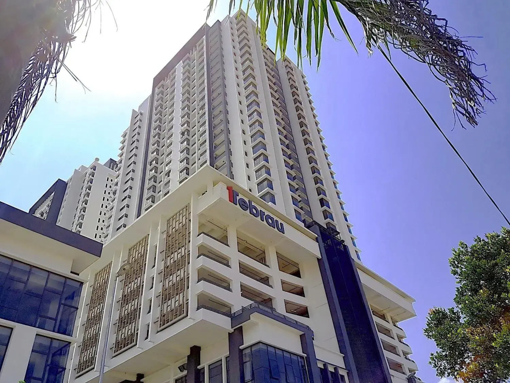 Suites at 1Tebrau
