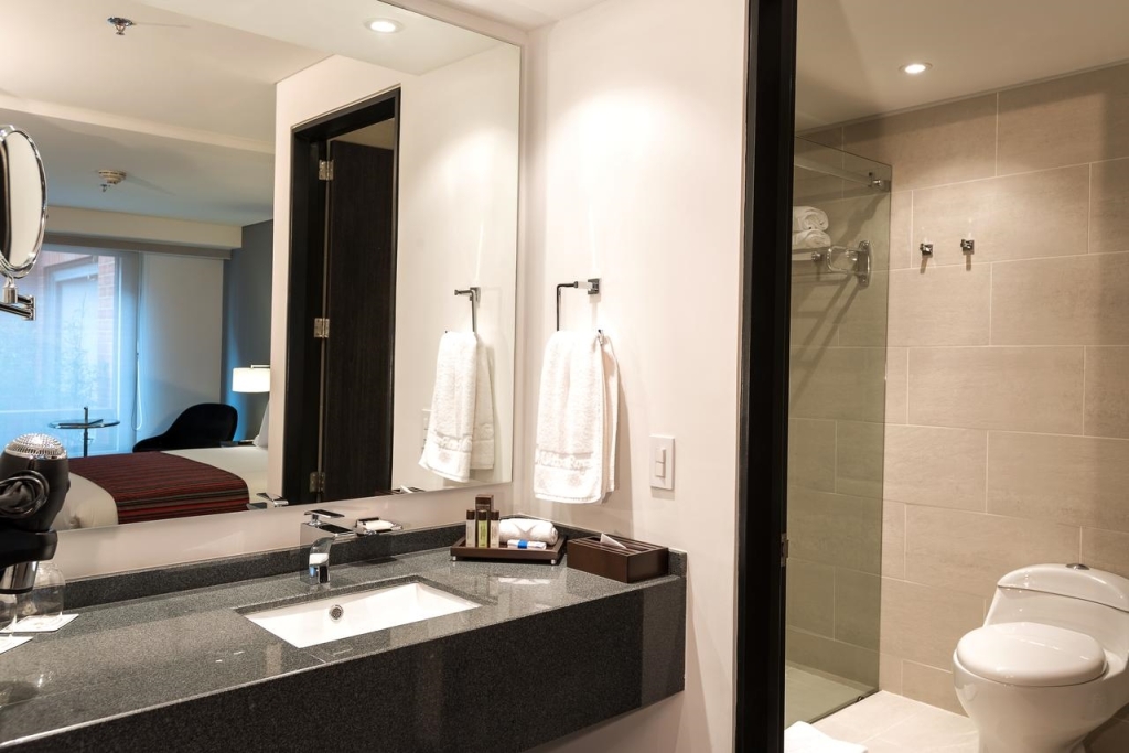 Hotel NH Bogotá Urban 26 Royal by null