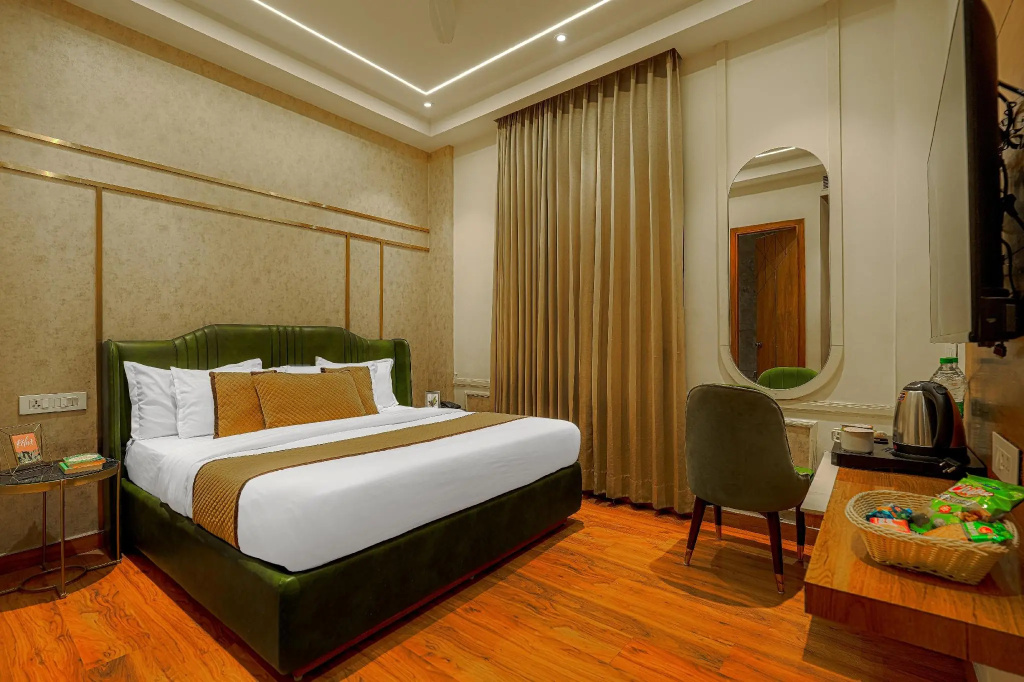 Hotel Indus — 4